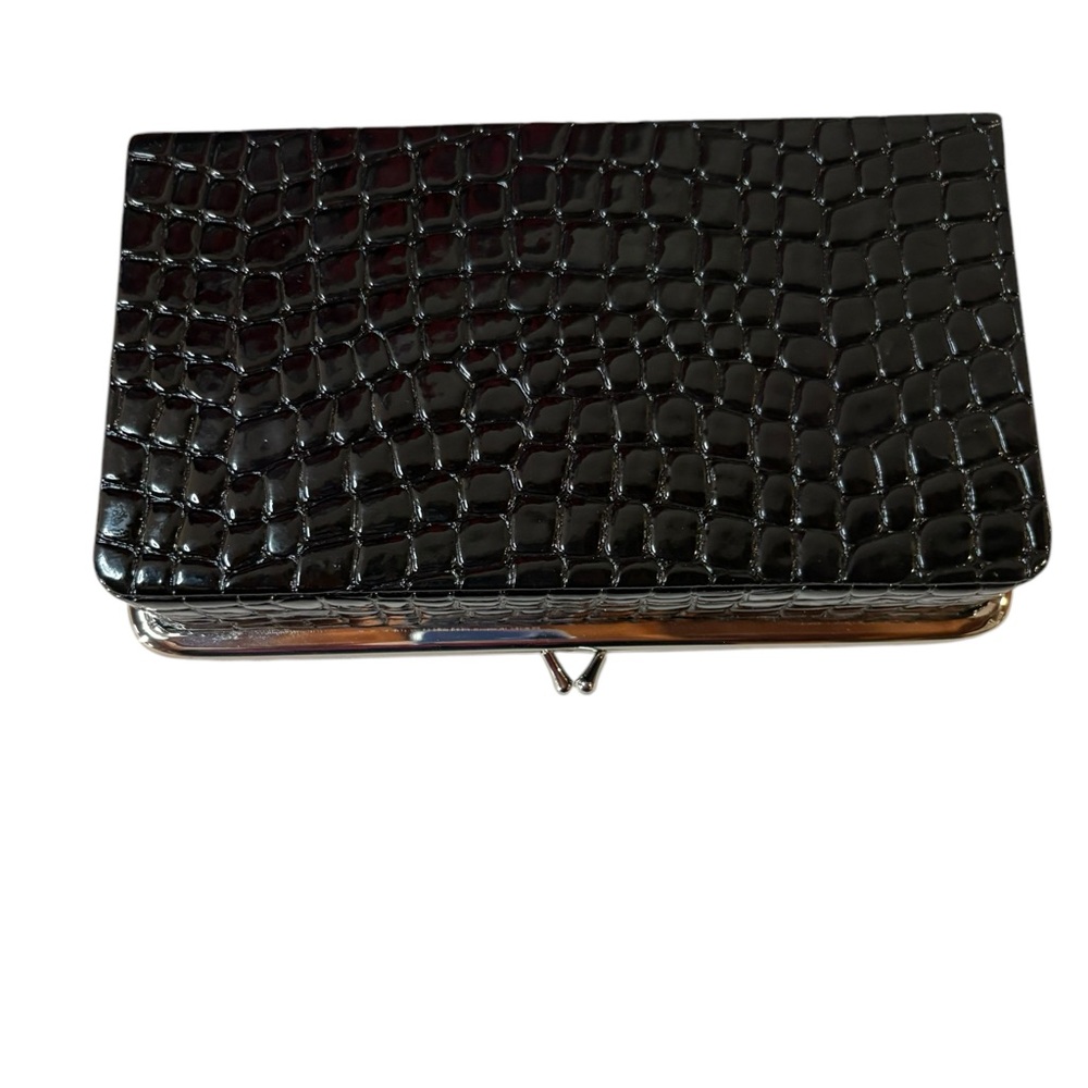 Jewelry Box 8” x 5” 2” High  Snake Skin Print
Metal trim and Clasp Silver Tone